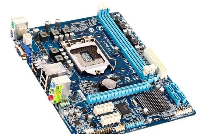 技嘉Z270NITX主板轻巧性能，迷你型游戏利器