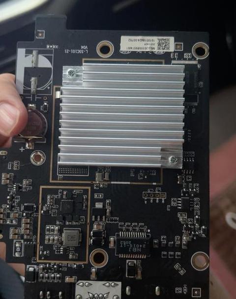 联想R720开机F12无法识别U盘？快速解决方法